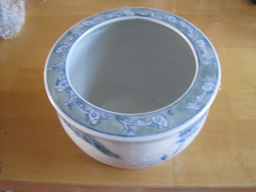 Chinese blue white pottery - blue,