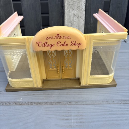 Sylvanian families village - families,
