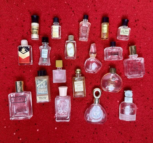 Vintage miniature perfume - miniature,