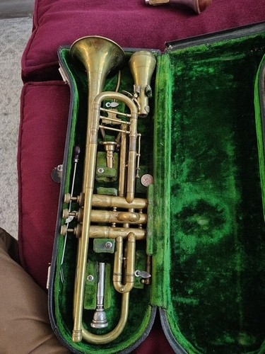 Buescher true tone - buescher, trumpet