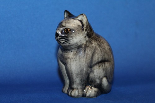 Quail ceramic cat figure - figure,