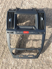 LAND ROVER FREELANDER 2 CENTRE