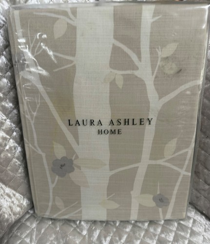 Brand new packet - new, original