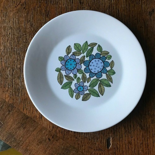 Meakin topic tea plate - &,