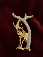 VINTAGE GENUINE SWAROVSKI GOLD ELEPHANT WITH RHINESTONE TREE/ BARK BROOCH