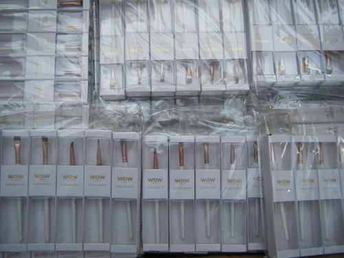 Makeup bundle joblot - makeup,