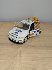 Burago 1:24 Ford Escort RS