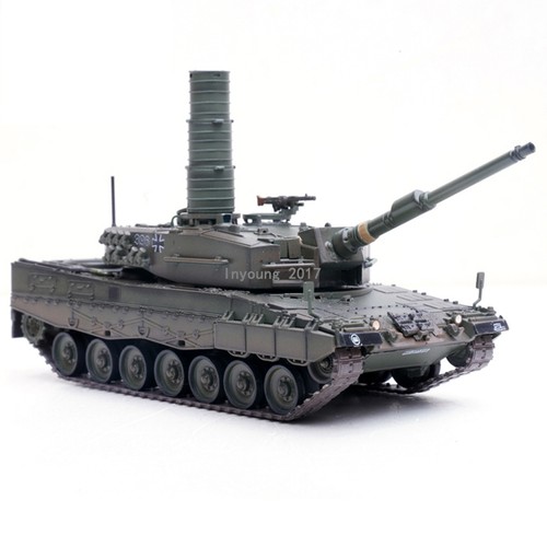 Leopard 2a4 battle tank - 1:72,