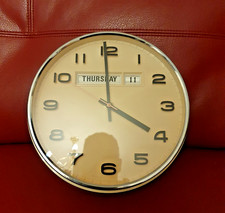 A SCARCE RETRO WALL CLOCK +