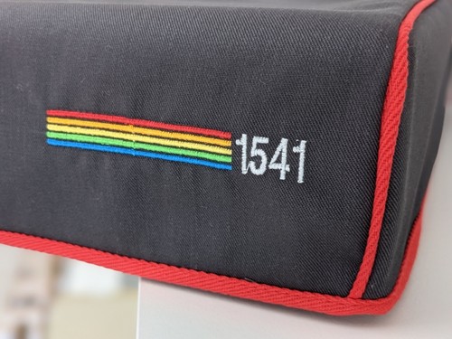 Dust cover compatible with - dust,