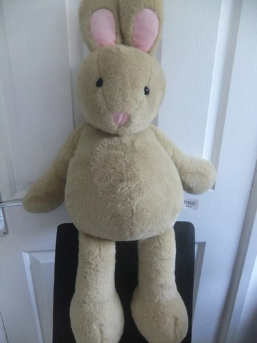 Tesco large bunny rabbit - 28",