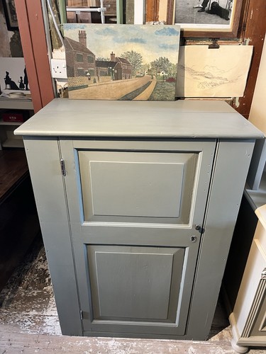 Early victorian green - early, painted