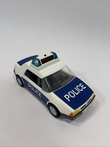 Playmobil 3904 police car - 3904,