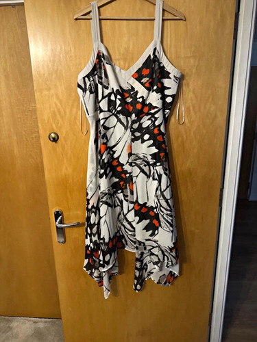 Mint velvet white black orange - mint,