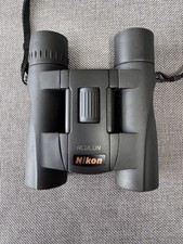 Nikon Aculon A30 10x25 Binoculars with Case