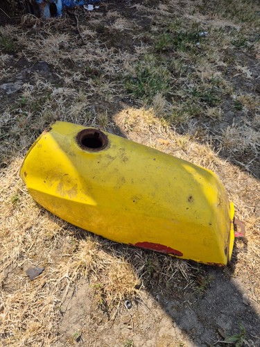Suzuki sp370 sp400 petrol tank - sp370,