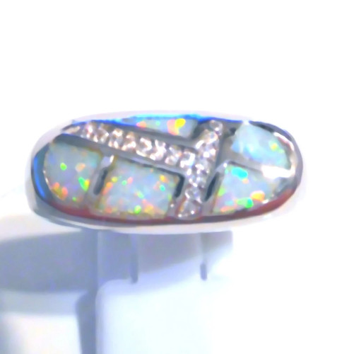 Gorgeous white fire opal - .,