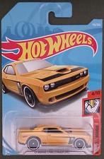 HOT WHEELS 2017 '15 DODGE CHALLENGER SRT, YELLOW, LONG CARD .