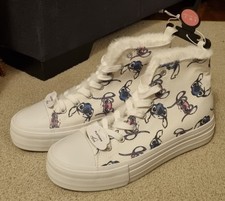BNWT UK 7 Disney Primark