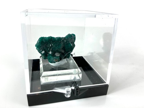 Dioptase crystal specimen - dioptase,