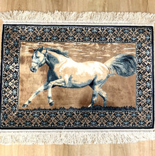 Authentic Hereke Style %100 Bamboo Silk Mini Rug with Horse Design – Elegant