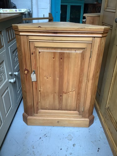 Old used free standing pine - old,