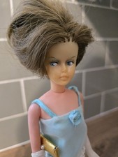 BRUNETTE TRESSY  60s DOLL