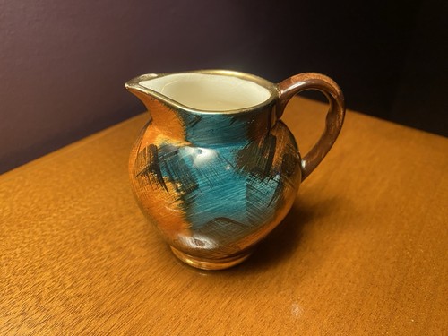 Oldcourt ware abstract - oldcourt,