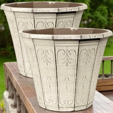2Pc Round Plastic Grey Planter