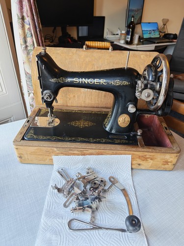 Rare antique singer - 16k, hand