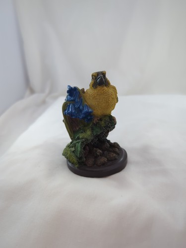 Greenfinch figurine the - figurine,