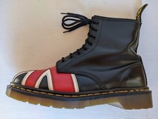 #5 DR. MARTENS UNION JACK