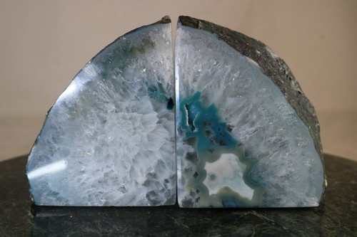 Blue agate geode bookends - blue,