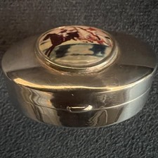 Lovely Sterling Silver And Enamel Pill Box Featuring Horse Racing Perfect ?