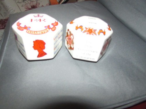 Royal commemorative pair - royal,