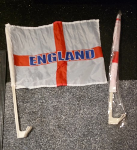 England car flags get - 2,