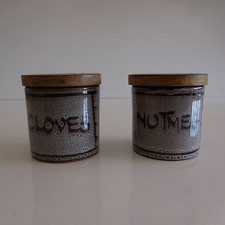 2 Pots Nutmeg Cloves Wellhouse