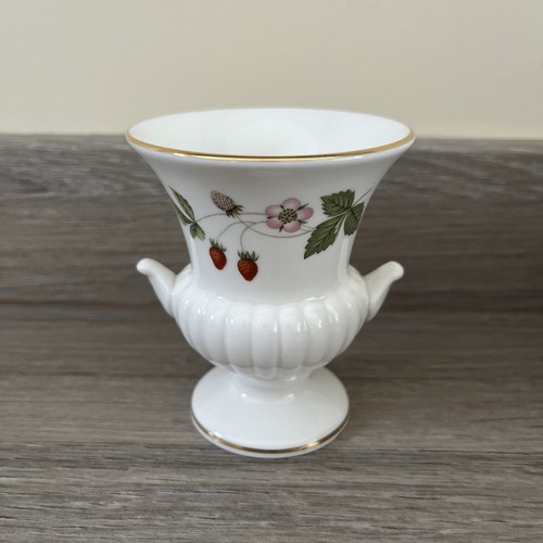 Wedgewood posy vase wild - -,