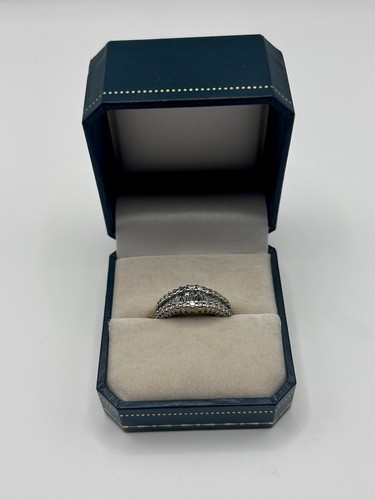 9ct white gold 1ct - , baguette