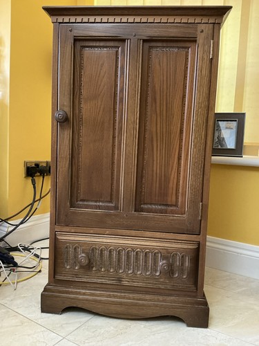 Ercol oak cupboard hifi - ercol,