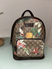 Auth GUCCI GG Supreme Backpack
