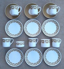 WEDGWOOD / SUSIE COOPER  - OLD GOLD KEYSTONE - PART TEA SERVICE SELECTION .