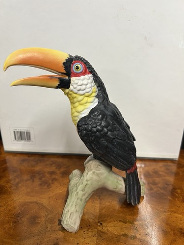 Goebel toucan 5cm tall - goebel, 19.5cm