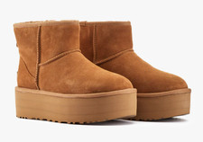 UGG Mini Platform Boots Chestnut UK 7 Women’s Genuine Sheepskin W/1134991