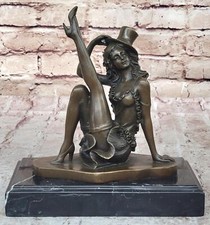 Sexy Burlesque Dancer Bronze