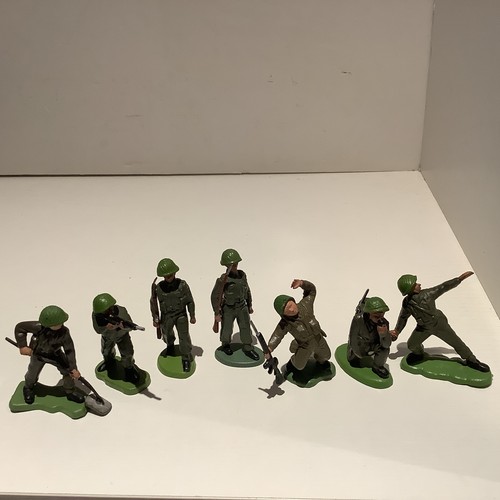 Britains herald plastic world - herald,