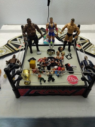 Wwe raw ring - raw, figures