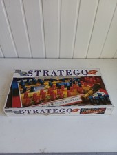 Parker Games Stratego Vintage Board Game FO