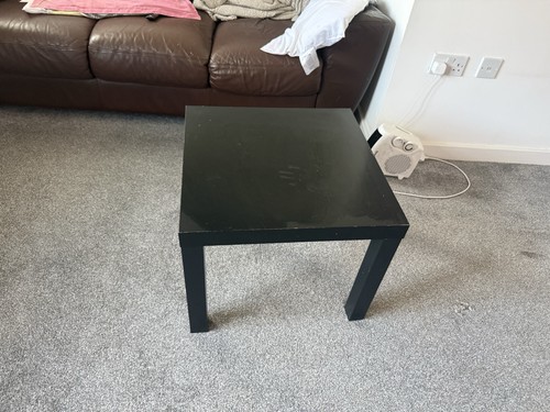 Medium side table - medium,