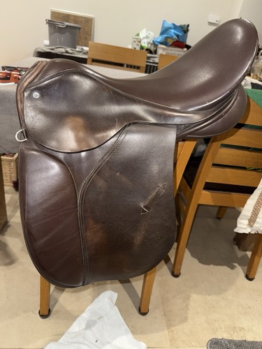 Medium wide working - 17.5,
